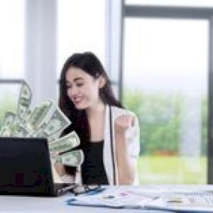 Money lender that give out fast cash Financial services