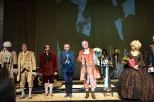 Spectacolul lui Toma Enache, „Amadeus”, în premieră la Teatrul de Comedie