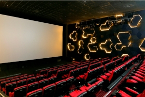 Se deschide primul cinema 4DX din România!