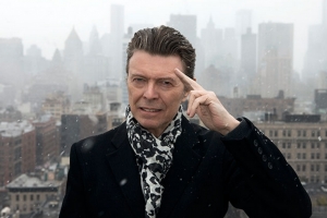 Nu este o farsă: legendarul cântăreț David Bowie a fost răpus de cancer