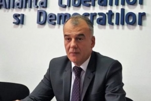 ION POPA, LIDERUL ALDE CONSTANȚA: “TEODOR MELEȘCANU NU TREBUIA SĂ ACCEPTE MĂRUL OTRĂVIT OFERIT DE DĂNCILĂ”