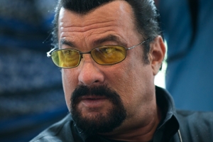 Actorul Steven Seagal a devenit cetățean sârb